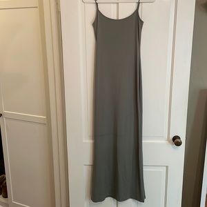 Bershka maxi dress - size S - olive